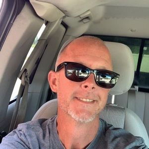 Meet your Posher, Jason